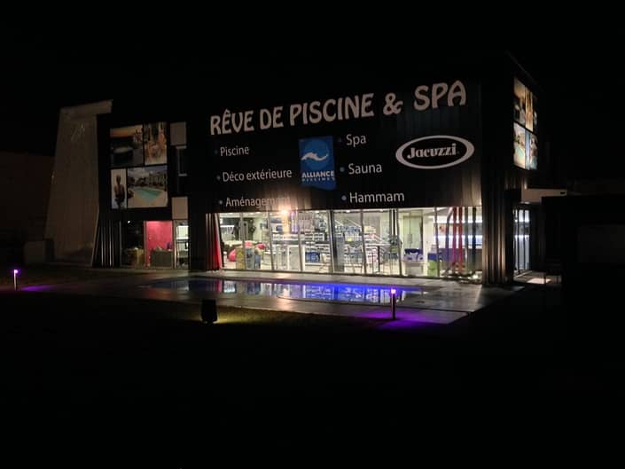 Showroom à Carquefou - Rêve de Piscine & Spa Nantes Carquefou La Baule (44)
